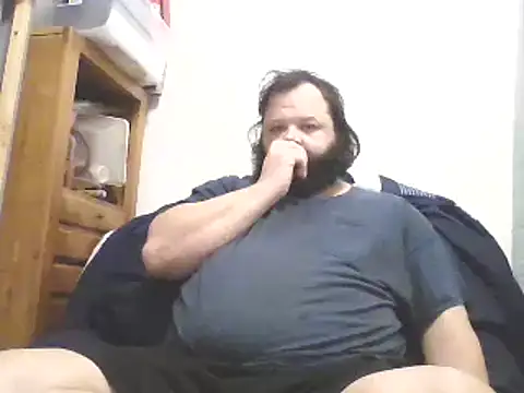 Snapshot of Strongbutgentle36 chatting on 01.04.25 Strongbutgentle36 online show from 01.04.25