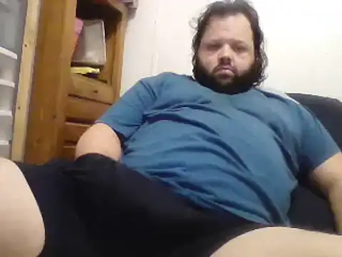 Snapshot of Strongbutgentle36 chatting on 02.06.25 Strongbutgentle36 online show from 02.06.25