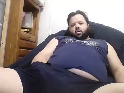 Snapshot of Strongbutgentle36 chatting on 02.11.25 Strongbutgentle36 online show from 02.11.25