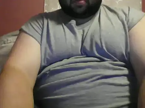 Snapshot of Strongbutgentle36 chatting on 09.11.25 Strongbutgentle36 online show from 09.11.25