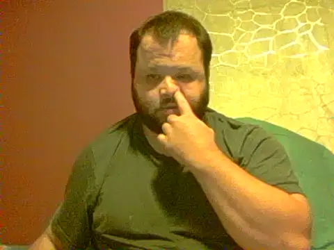 Snapshot of Strongbutgentle36 chatting on 09.23.25 Strongbutgentle36 online show from 09.23.25