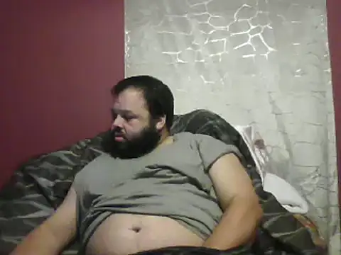 Snapshot of Strongbutgentle36 chatting on 10.06.25 Strongbutgentle36 online show from 10.06.25