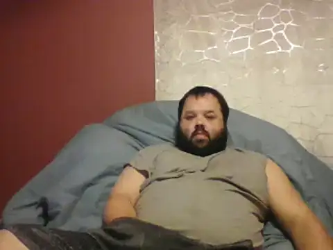 Snapshot of Strongbutgentle36 chatting on 10.14.25 Strongbutgentle36 online show from 10.14.25