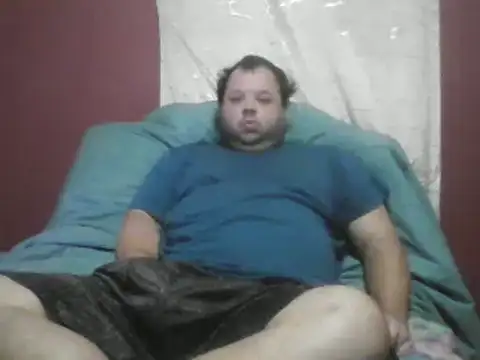 Snapshot of Strongbutgentle36 chatting on 10.25.25 Strongbutgentle36 online show from 10.25.25