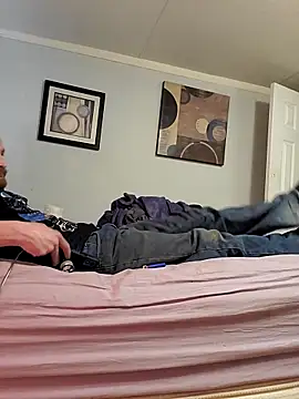 Snapshot of MaddyC6992 chatting on 03.01.25 MaddyC6992 online show from 03.01.25