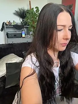 Trixie-Tainted online show from 05.19.26