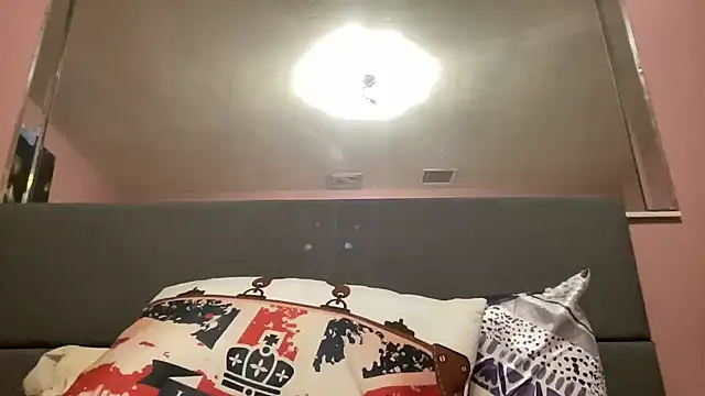 Creamesensation online show from 02.11.25