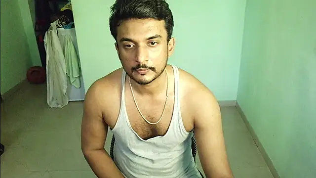 Snapshot of daringcutie chatting on 11.06.25 daringcutie online show from 11.06.25