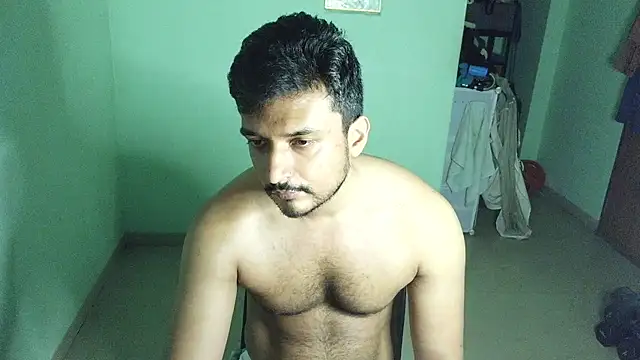 Snapshot of daringcutie chatting on 05.22.26 daringcutie online show from 05.22.26