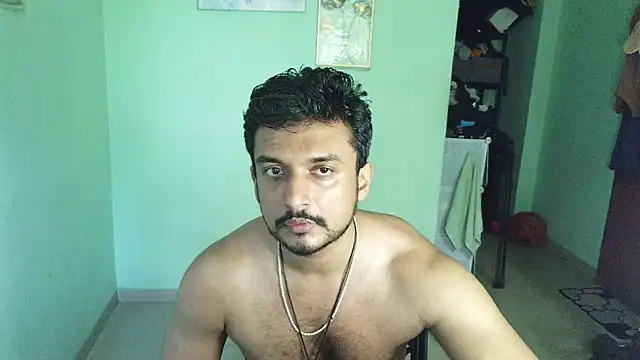 Snapshot of daringcutie chatting on 06.13.26 daringcutie online show from 06.13.26