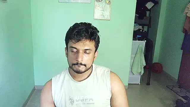 Snapshot of daringcutie chatting on 06.14.26 daringcutie online show from 06.14.26