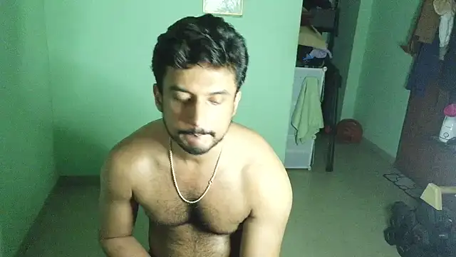 Snapshot of daringcutie chatting on 06.15.26 daringcutie online show from 06.15.26