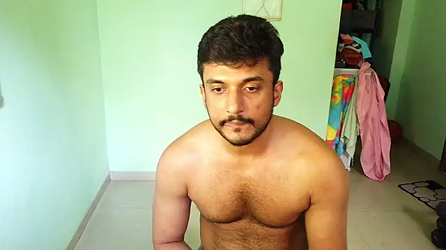 Snapshot of daringcutie chatting on 07.14.26 daringcutie online show from 07.14.26