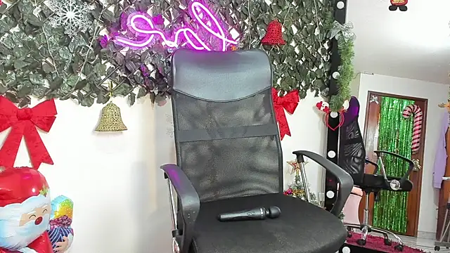 DestinyHills online show from 12.18.25