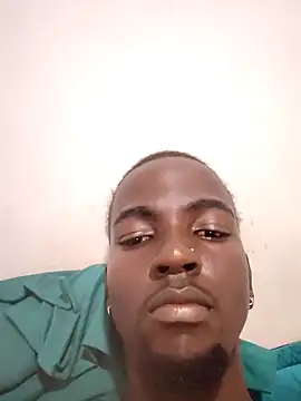 Snapshot of Jheronn28 chatting on 11.17.25 Jheronn28 online show from 11.17.25