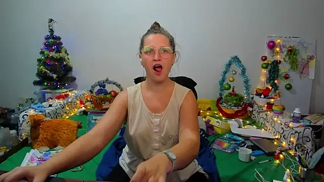 Snapshot of IamYourNarcotic chatting on 12.15.24 IamYourNarcotic online show from 12.15.24