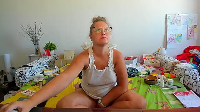 Snapshot of IamYourNarcotic chatting on 09.14.25 IamYourNarcotic online show from 09.14.25