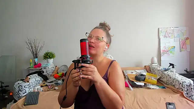 IamYourNarcotic online show from 02.24.26