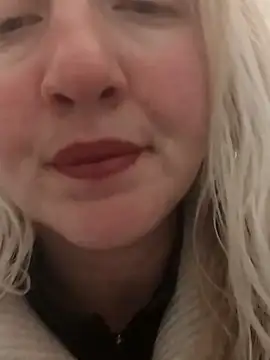 Mllesha74000 online show from 02.04.25