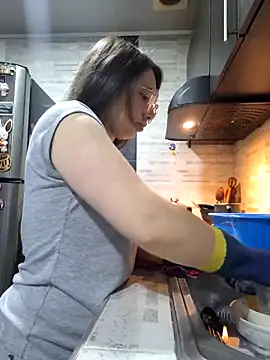 linda-schmidt online show from 03.22.25