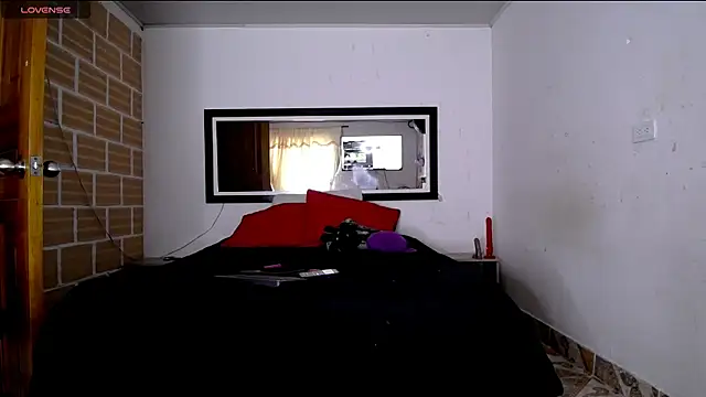Julieta Rodriguez online show from 05.24.26