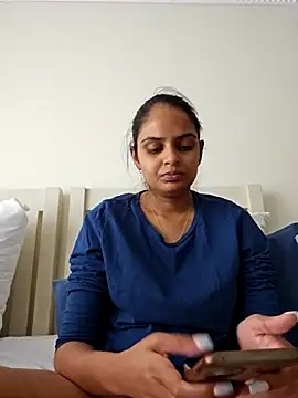 DirtySnowball69 online show from 02.20.25