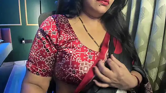 Snapshot of tarivishu23 chatting on 02.14.26 tarivishu23 online show from 02.14.26