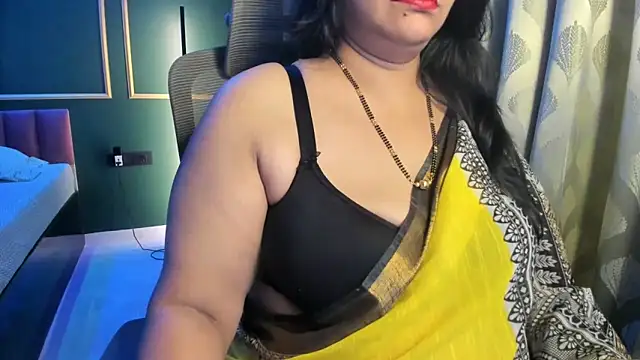 Snapshot of tarivishu23 chatting on 02.16.26 tarivishu23 online show from 02.16.26