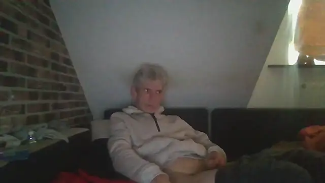 Snapshot of InMeinenMund chatting on 10.06.25 InMeinenMund online show from 10.06.25