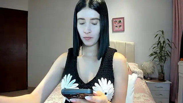 Snapshot of macarena_vallejo chatting on 05.22.26 macarena vallejo online show from 05.22.26