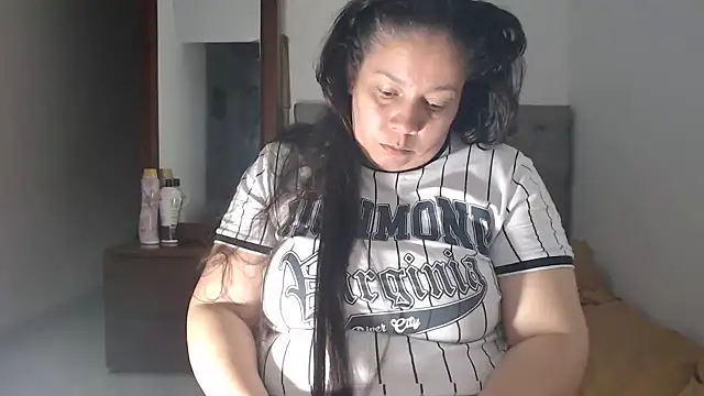 Snapshot of tiffany_horny_1 chatting on 03.07.25 tiffany horny 1 online show from 03.07.25