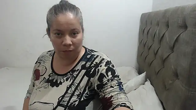 Snapshot of tiffany_horny_1 chatting on 09.17.25 tiffany horny 1 online show from 09.17.25