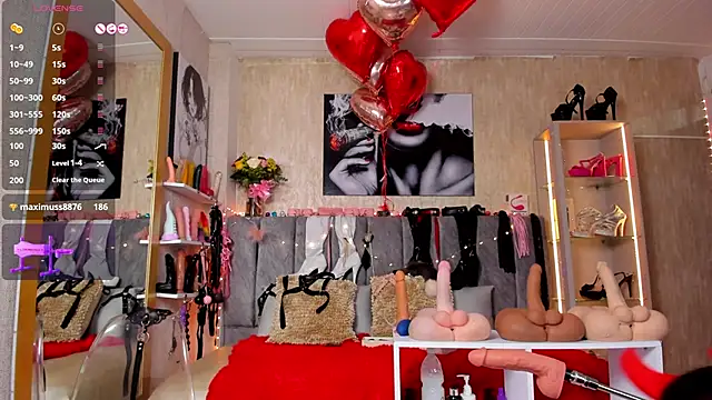 Snapshot of deepthroatlatina chatting on 02.16.25 deepthroatlatina online show from 02.16.25