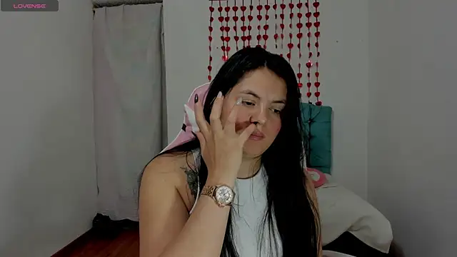 Snapshot of Anal_Milky_Momma chatting on 02.17.25 Anal Milky Momma online show from 02.17.25