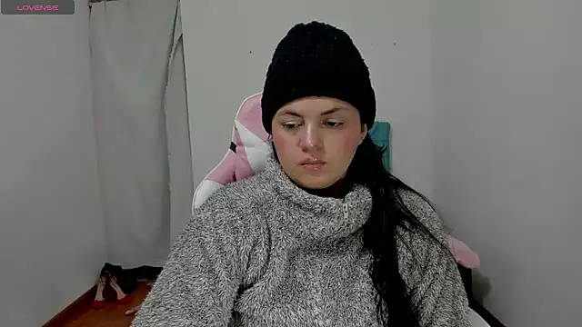 Snapshot of Anal_Milky_Momma chatting on 03.13.25 Anal Milky Momma online show from 03.13.25