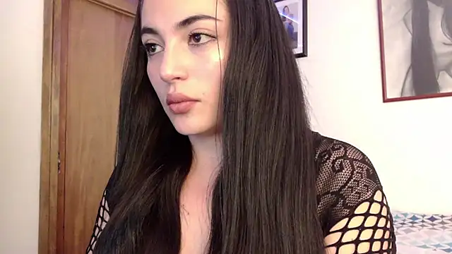 Snapshot of Honey_Aynur20 chatting on 10.01.25 Honey Aynur20 online show from 10.01.25