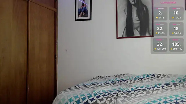 Snapshot of Honey_Aynur20 chatting on 10.02.25 Honey Aynur20 online show from 10.02.25