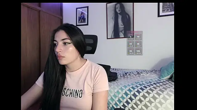 Snapshot of Honey_Aynur20 chatting on 10.06.25 Honey Aynur20 online show from 10.06.25