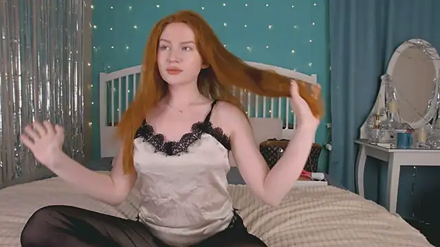 Snapshot of GingerArin chatting on 01.07.26 GingerArin online show from 01.07.26