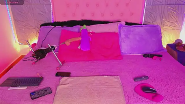 macasweet online show from 09.26.25