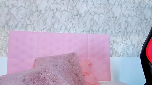 Bonnie Grace online show from 03.20.25