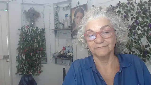 FunnyGrandma online show from 11.17.25