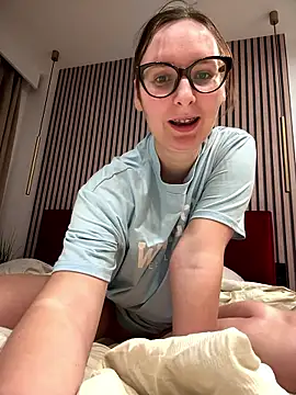 The Snowwhitee online show from 01.10.26