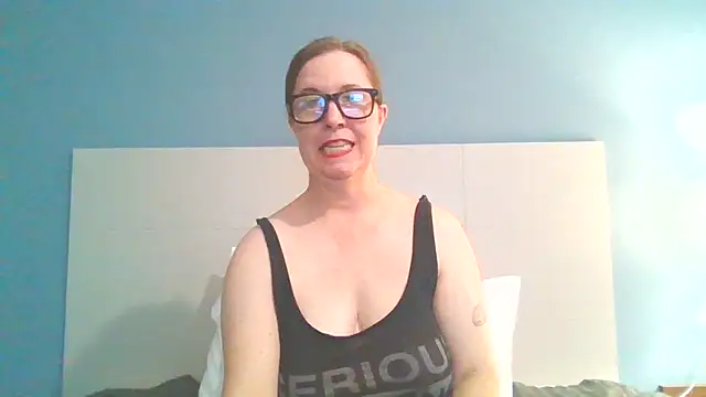 Snapshot of SweetandNaughty1 chatting on 02.05.25 SweetandNaughty1 online show from 02.05.25