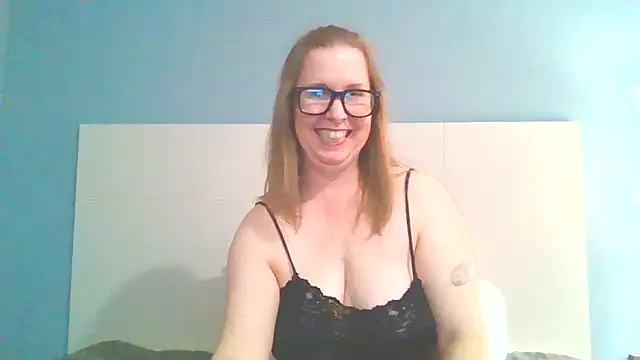 Snapshot of SweetandNaughty1 chatting on 02.11.25 SweetandNaughty1 online show from 02.11.25