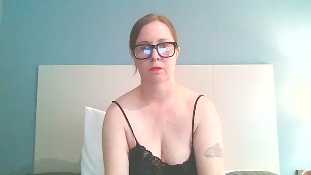 Snapshot of SweetandNaughty1 chatting on 02.27.25 SweetandNaughty1 online show from 02.27.25