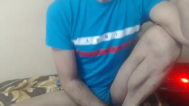 Snapshot of yvesstorm1 chatting on 04.29.26 yvesstorm1 online show from 04.29.26