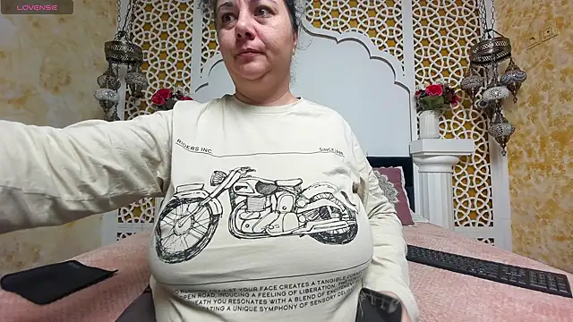 AleshaArabian online show from 03.14.25