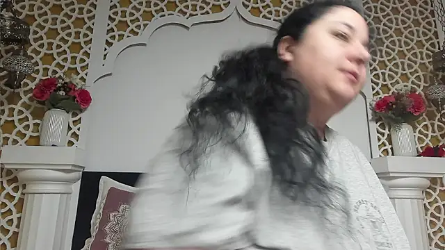 AleshaArabian online show from 02.16.26