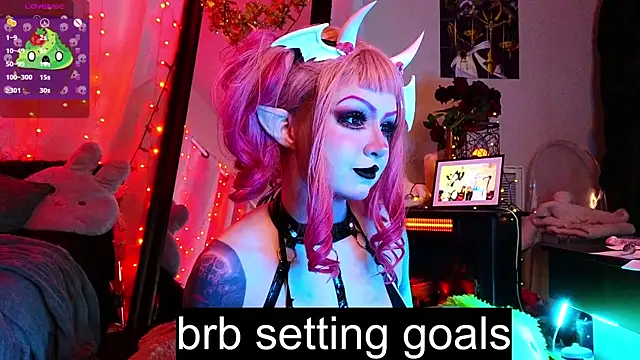 Snapshot of Ivey_and_James chatting on 01.11.25 Ivey and James online show from 01.11.25